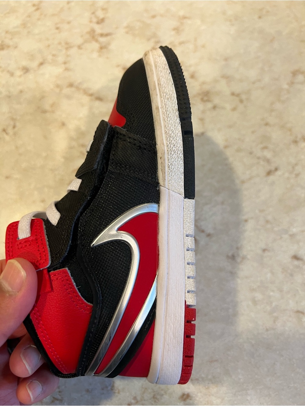 Air Jordan 1 Toddler Size 9.5 Mid RM EasyOn TD Black/Red/White - Picture 11 of 16
